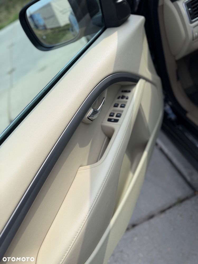 Volvo XC 70 D4 AWD Momentum - 13