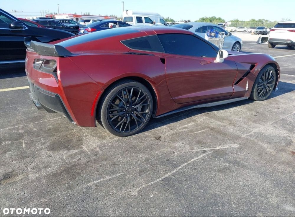 Chevrolet Corvette - 6