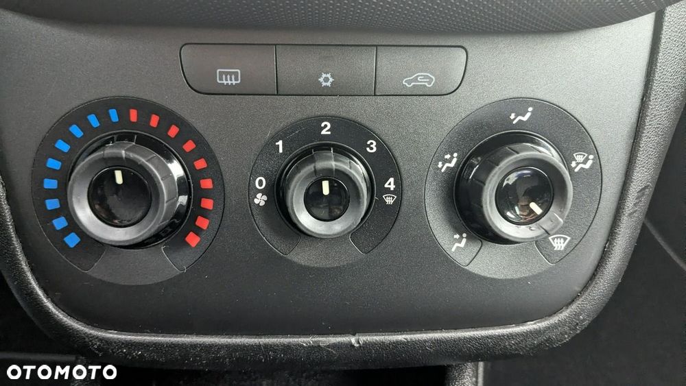 Fiat Punto Evo - 29