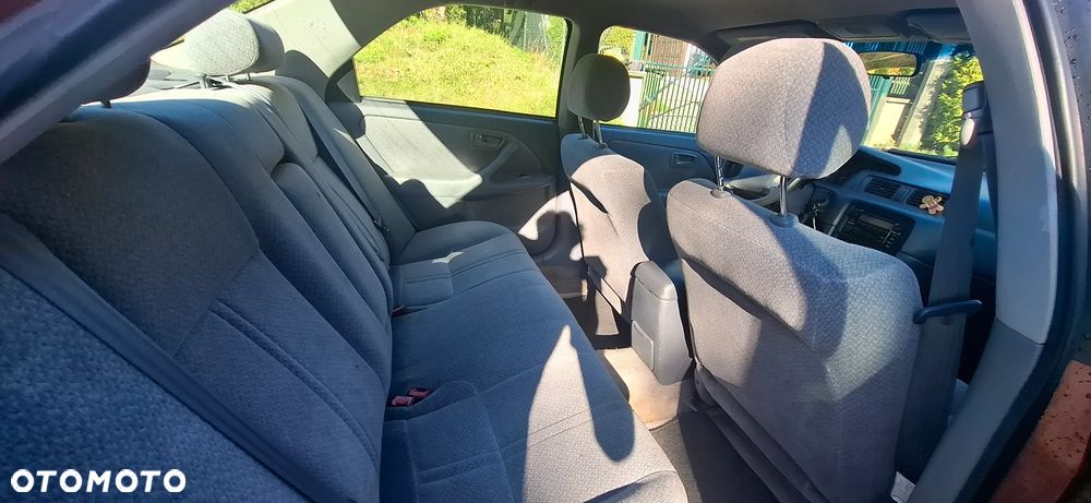 Toyota Camry - 26