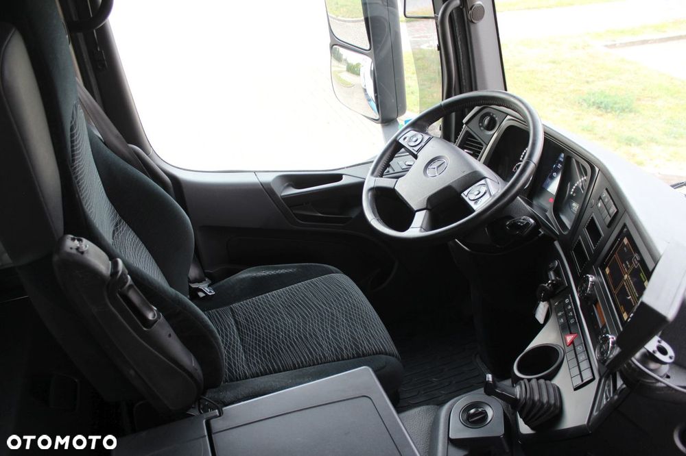 Mercedes-Benz AROCS 3246 8x4 WYWROTKA KIPPER Z NIEMIEC - 17