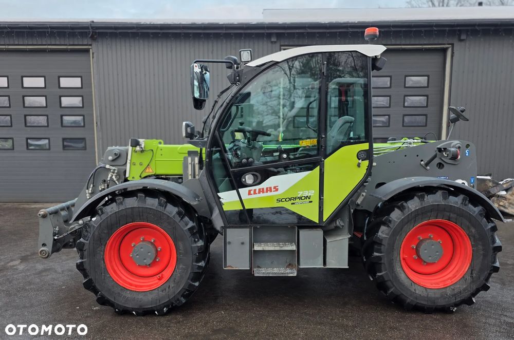 Claas Scorpion 732 VARIPOWER - 9