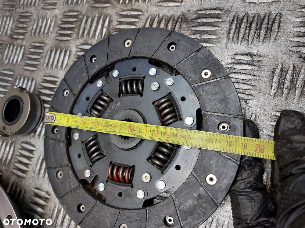 SPRZĘGŁO TARCZA DOCISK ŁOŻYSKO KOŁO ZAMACHOWE SUZUKI IGNIS II 1.3 16V - 9