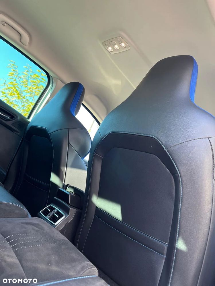 Renault Megane ENERGY dCi 165 EDC GT - 35