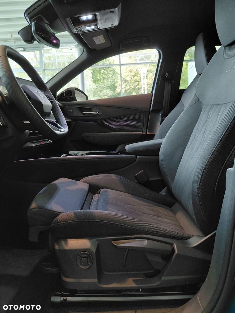 Audi Q3 Sportback - 13