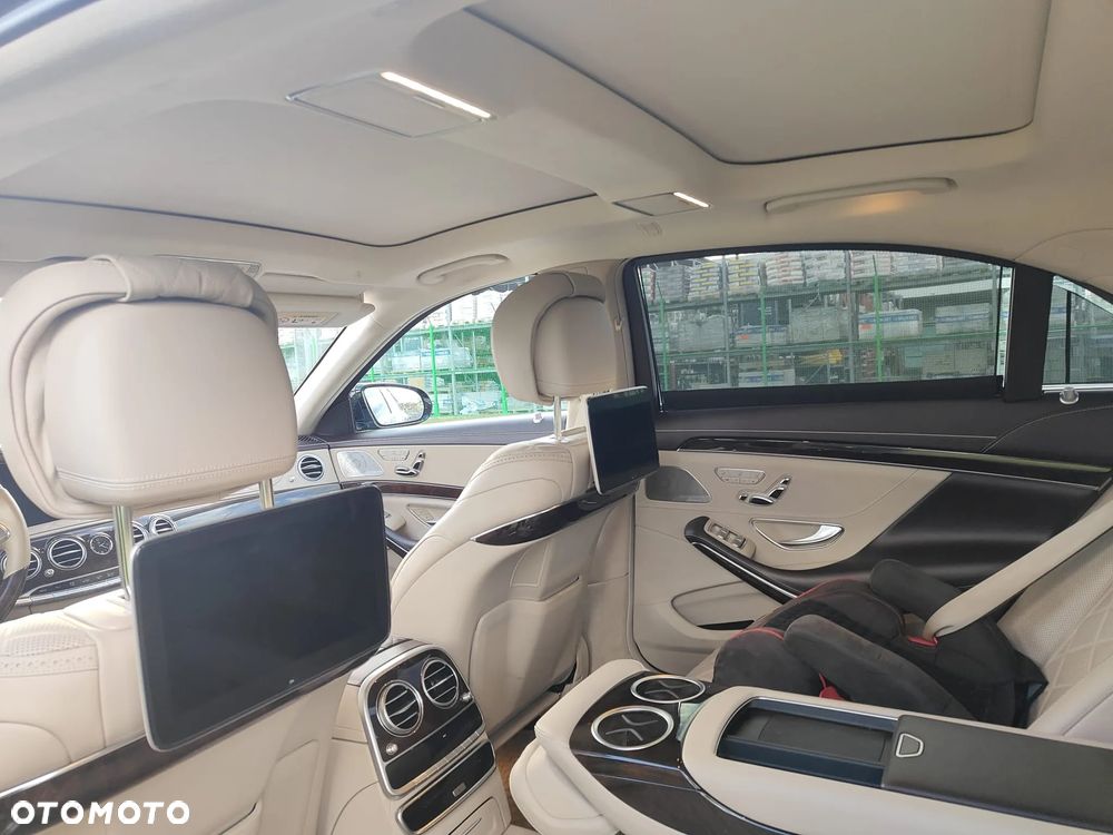 Mercedes-Benz Klasa S 560 4-Matic L 9G-TRONIC - 19