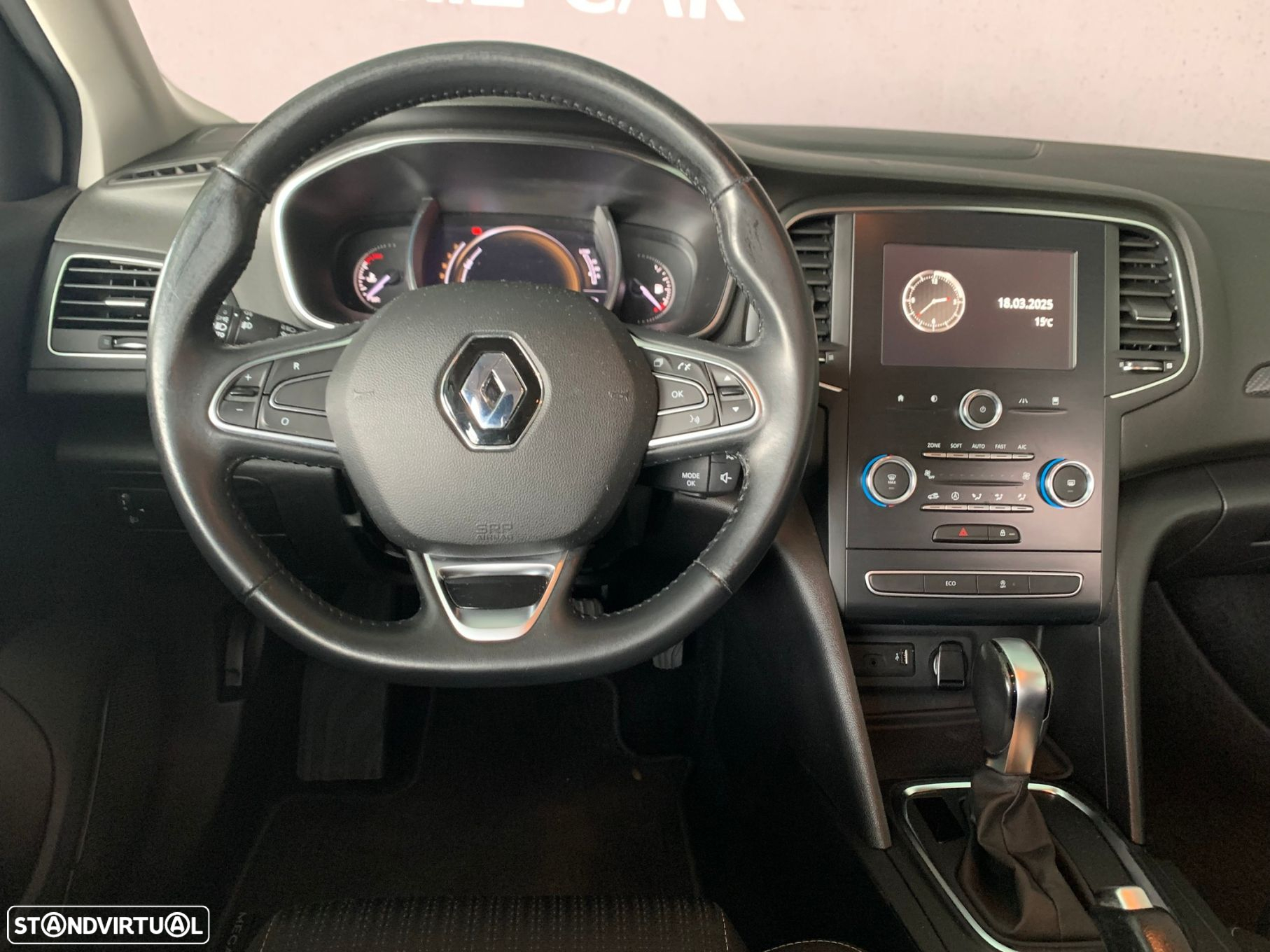 Renault Mégane Sport Tourer 1.5 Blue dCi Limited EDC - 11