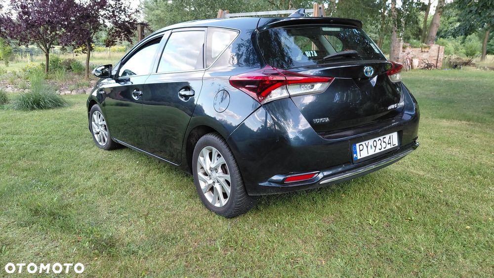 Toyota Auris 1.8 HSD Luna - 8