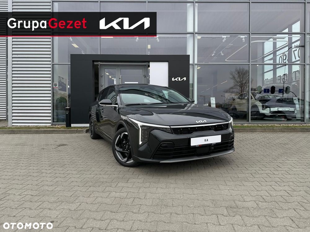 Kia K4 - 1