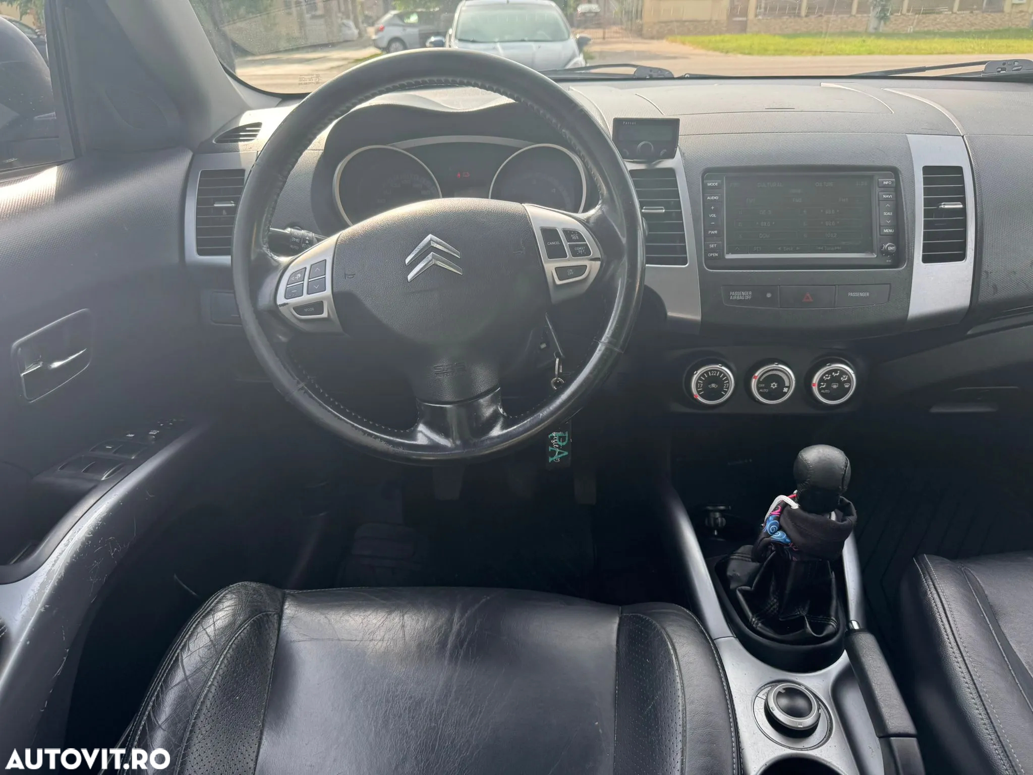 Citroën C-Crosser 2.2 HDI Confort - 12