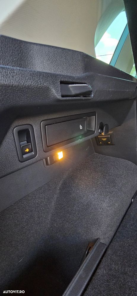 Volkswagen Tiguan 2.0 TDI SCR DSG Comfortline - 12