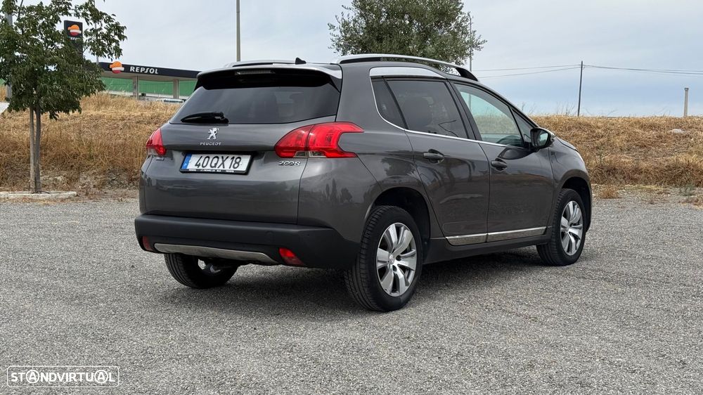 Peugeot 2008 1.6 BlueHDi Allure - 6