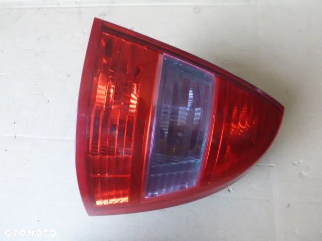 LAMPA PRAWY TYŁ PRAWA TYLNA W BŁOTNIK CITROEN C5 I LIFT SEDAN 04-08 - 3