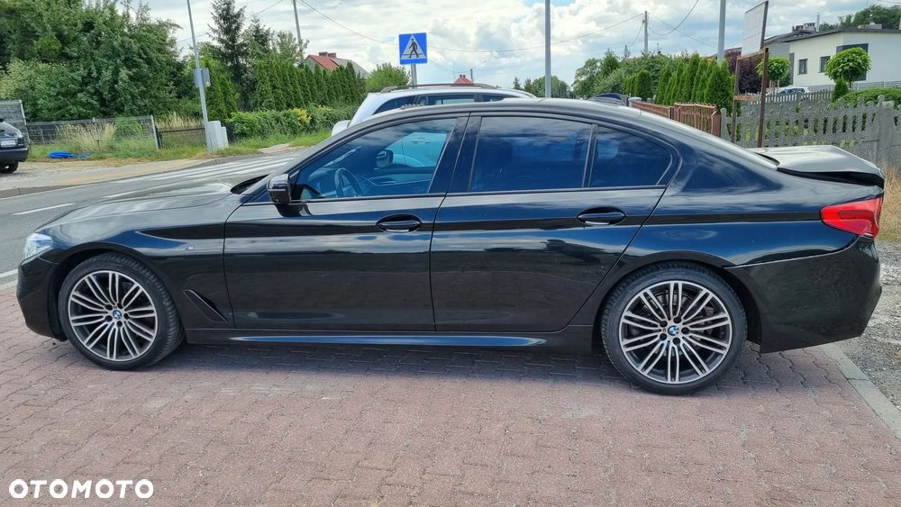 BMW Seria 5 520d xDrive M Sport Edition - 13