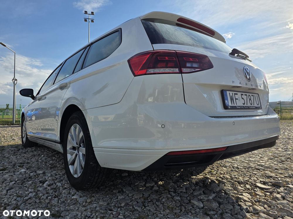 Volkswagen Passat 1.5 TSI EVO Essence DSG - 11