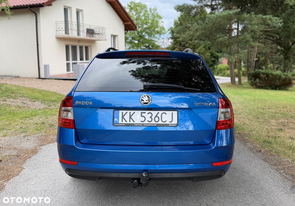 Skoda Octavia 1.6 TDI DSG Style - 9