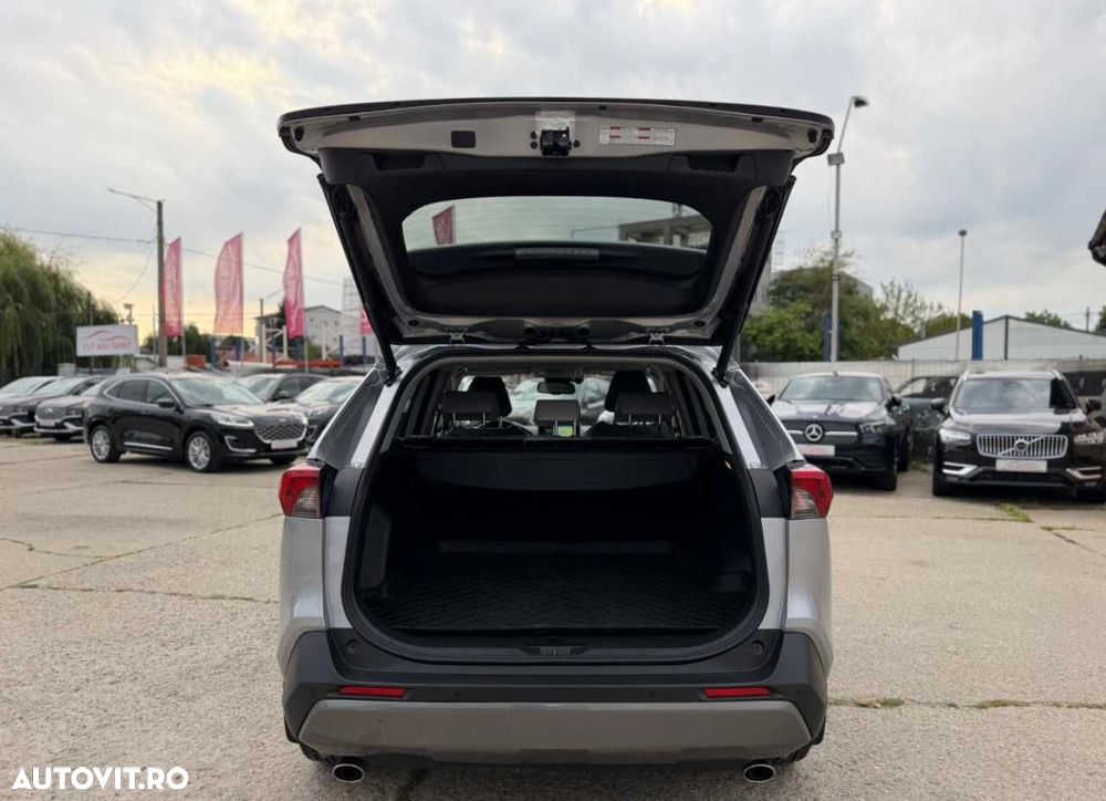 Toyota RAV4 - 14