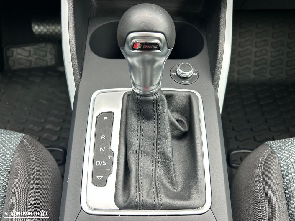 Audi Q2 30 TFSI Design S tronic - 24