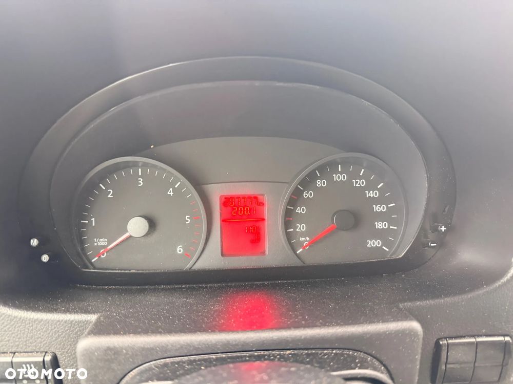 Volkswagen Crafter - 22
