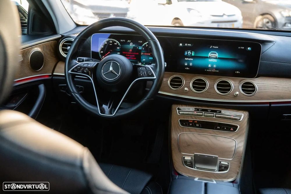 Mercedes-Benz E 300 de 9G-TRONIC AMG Line - 34