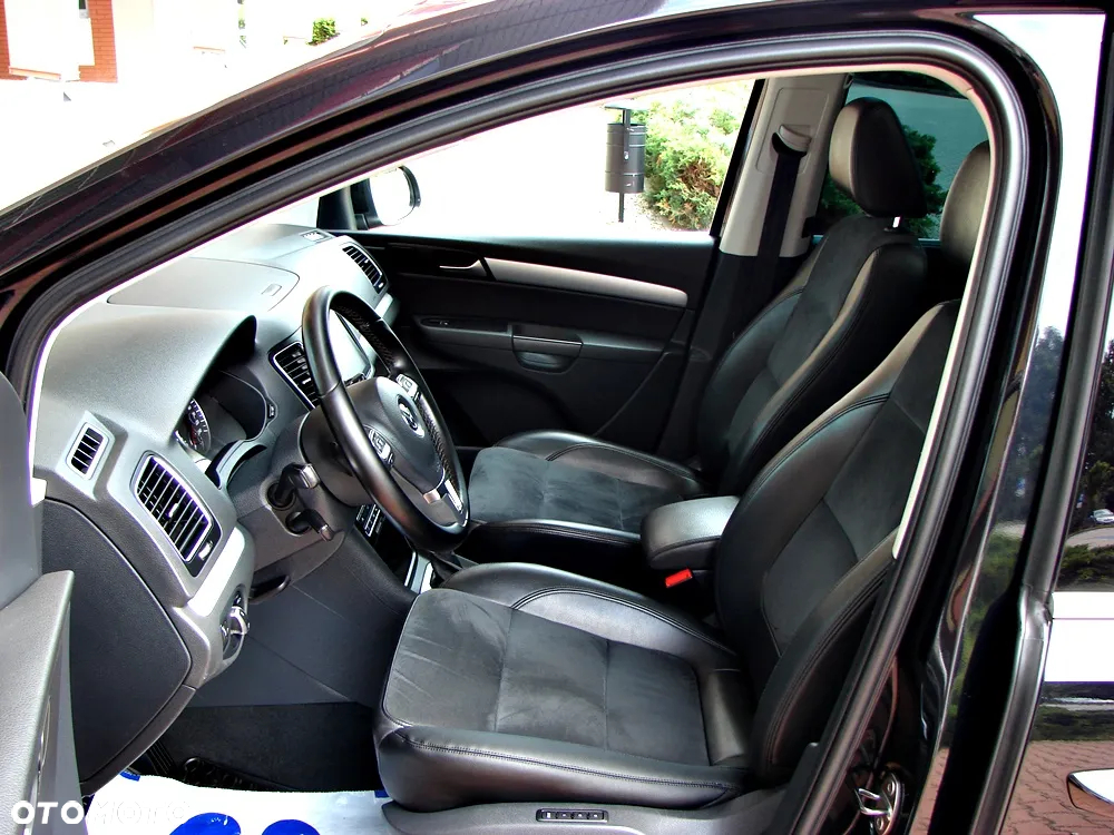 Volkswagen Sharan 2.0 TDI DSG BlueMotion Technology Highline - 20