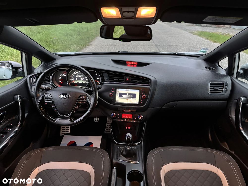 Kia Ceed 1.0 T-GDI GT-Line - 33