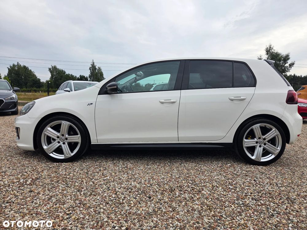 Volkswagen Golf - 8