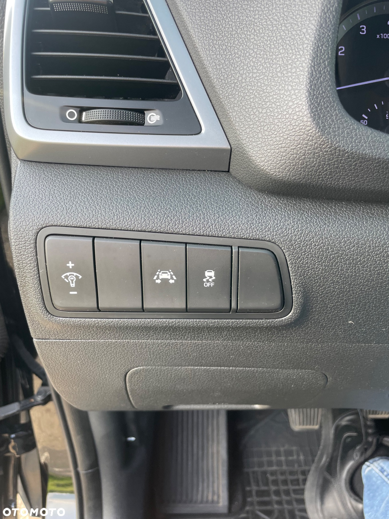 Hyundai Tucson 1.6 GDI BlueDrive Style 2WD - 11