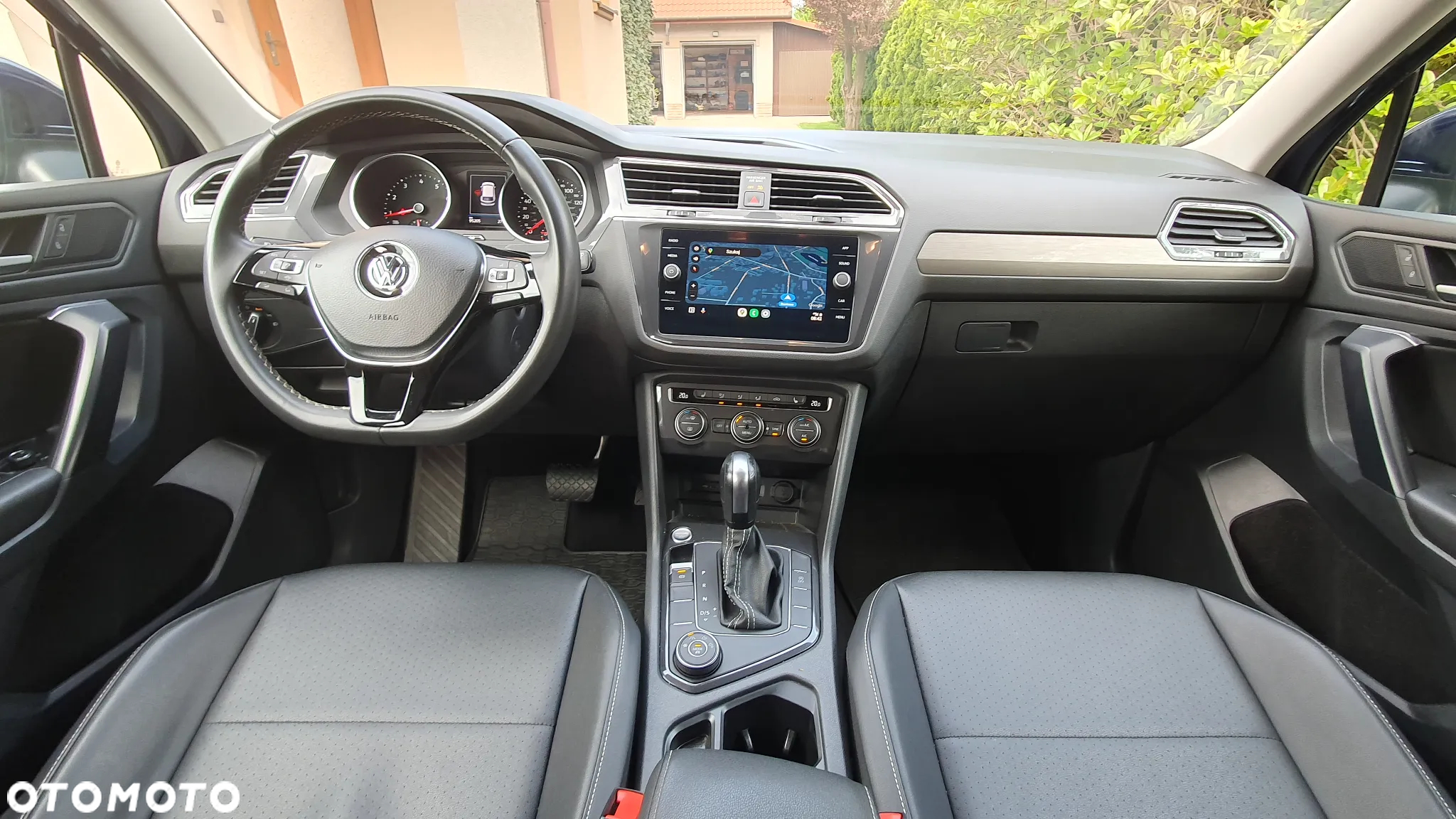 Volkswagen Tiguan - 10
