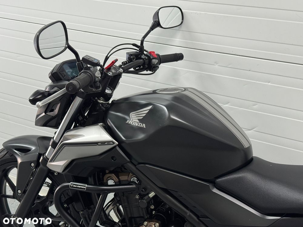 Honda CB - 21