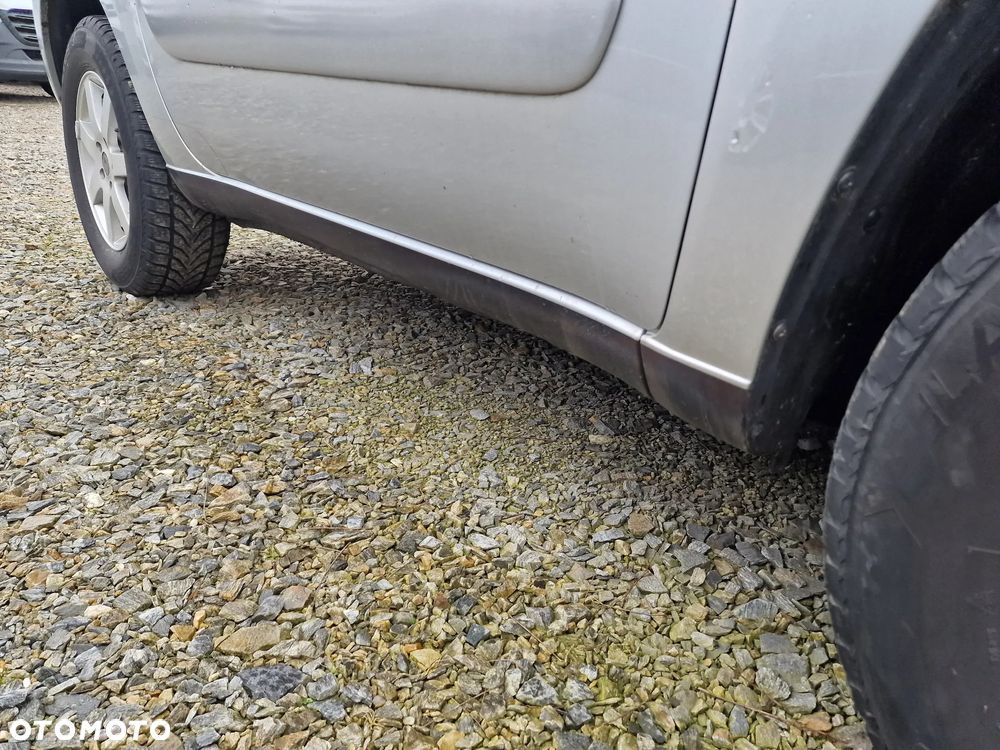 Toyota RAV4 4x4 - 33