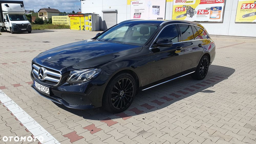 Mercedes-Benz Klasa E 200 9G-TRONIC - 1