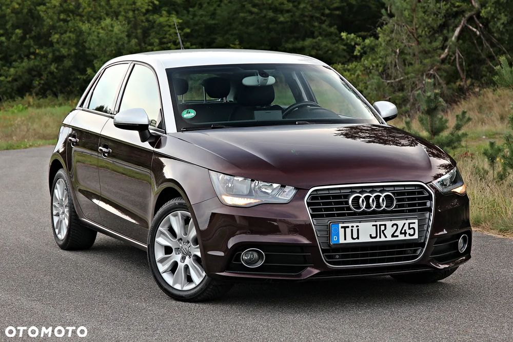 Audi A1 Sportback 1.4 TFSI S tronic S line Sportpaket - 4