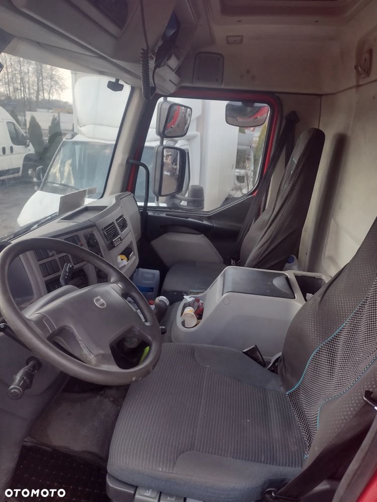 Volvo FL4 - 10