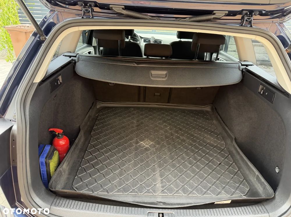 Volkswagen Golf 1.6 TDI Comfortline - 10