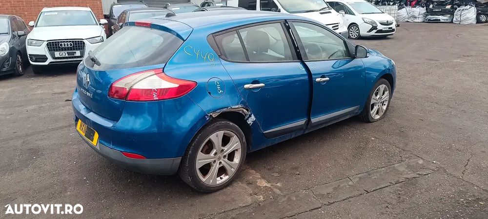 Dezmembrari / Dezmembrez Renault Megane 3 1.6 K4M (858) cutie viteze manuală K4M(858) cod culoare TERNA - 3