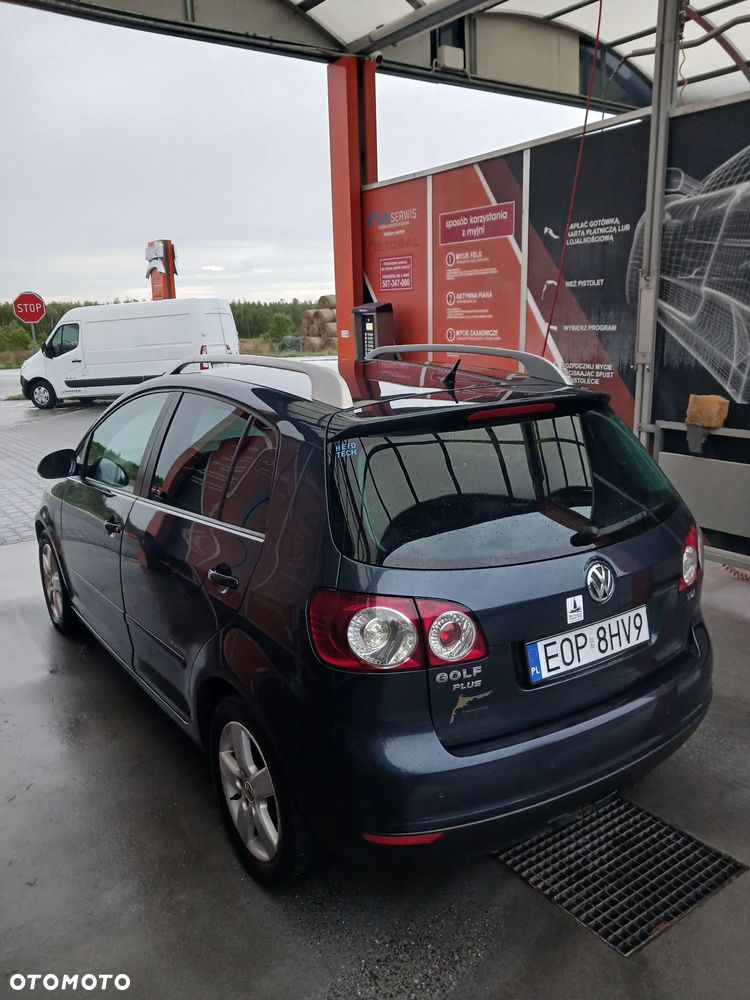 Volkswagen Golf Plus 1.9 TDI Comfortline - 10