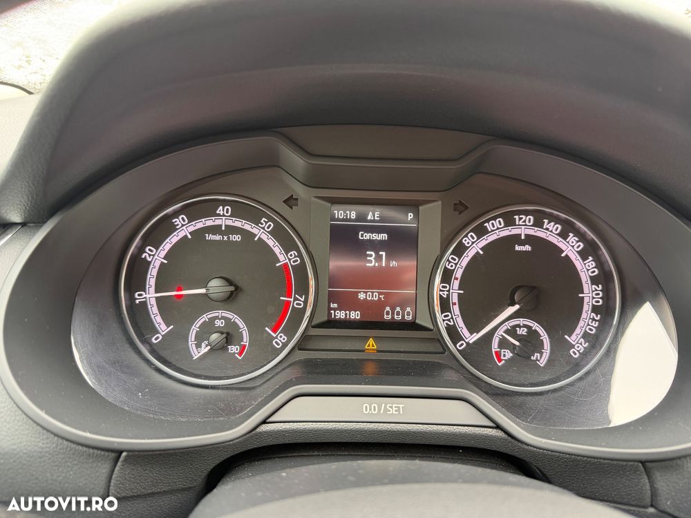 Skoda Octavia 1.5 TSI DSG Mild Hybrid Ambition - 21