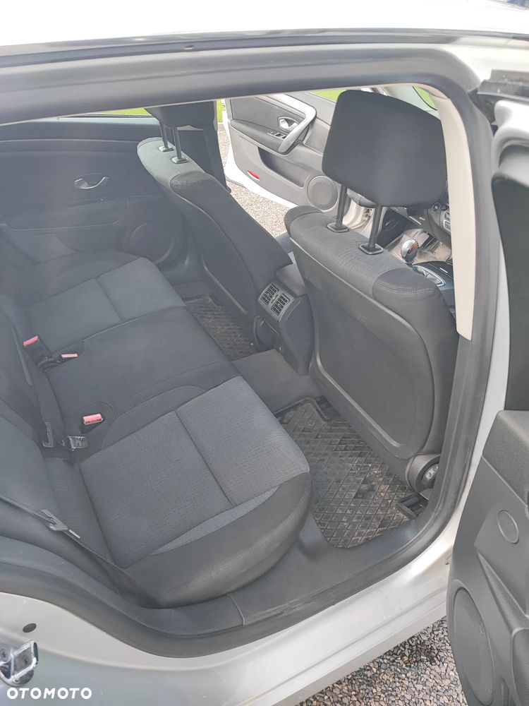 Renault Laguna 2.0 Authentique - 9