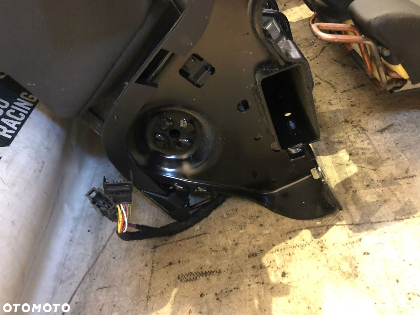 TYLNA KANAPA AUDI Q7 4M 3 RZĄD 7-OSÓB ELEKTRYKA - 9