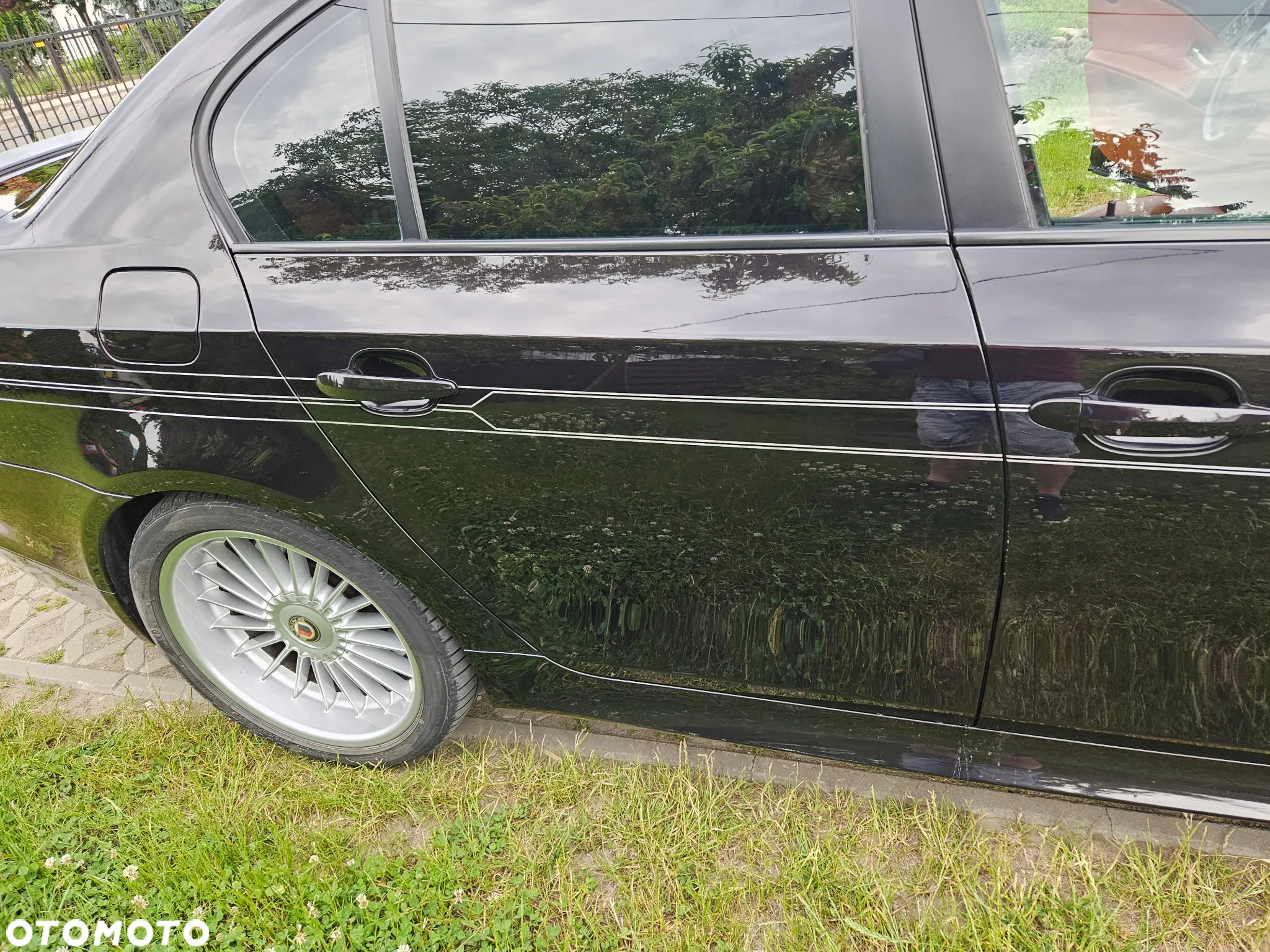 BMW Seria 5 550i - 4