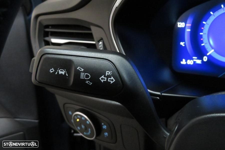 Ford Focus 1.0 EcoBoost Active X - 34