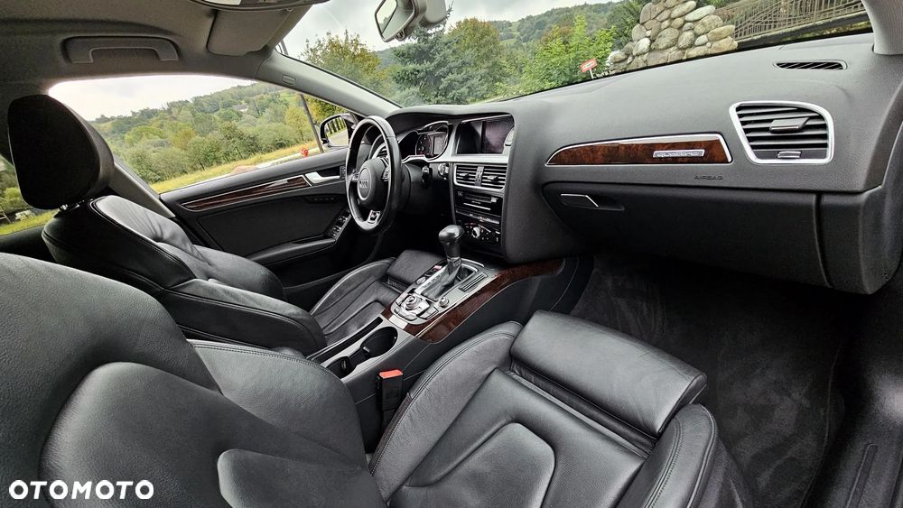 Audi A4 Avant 2.0 TDI DPF clean diesel quattro S tronic S line Sportpaket - 22