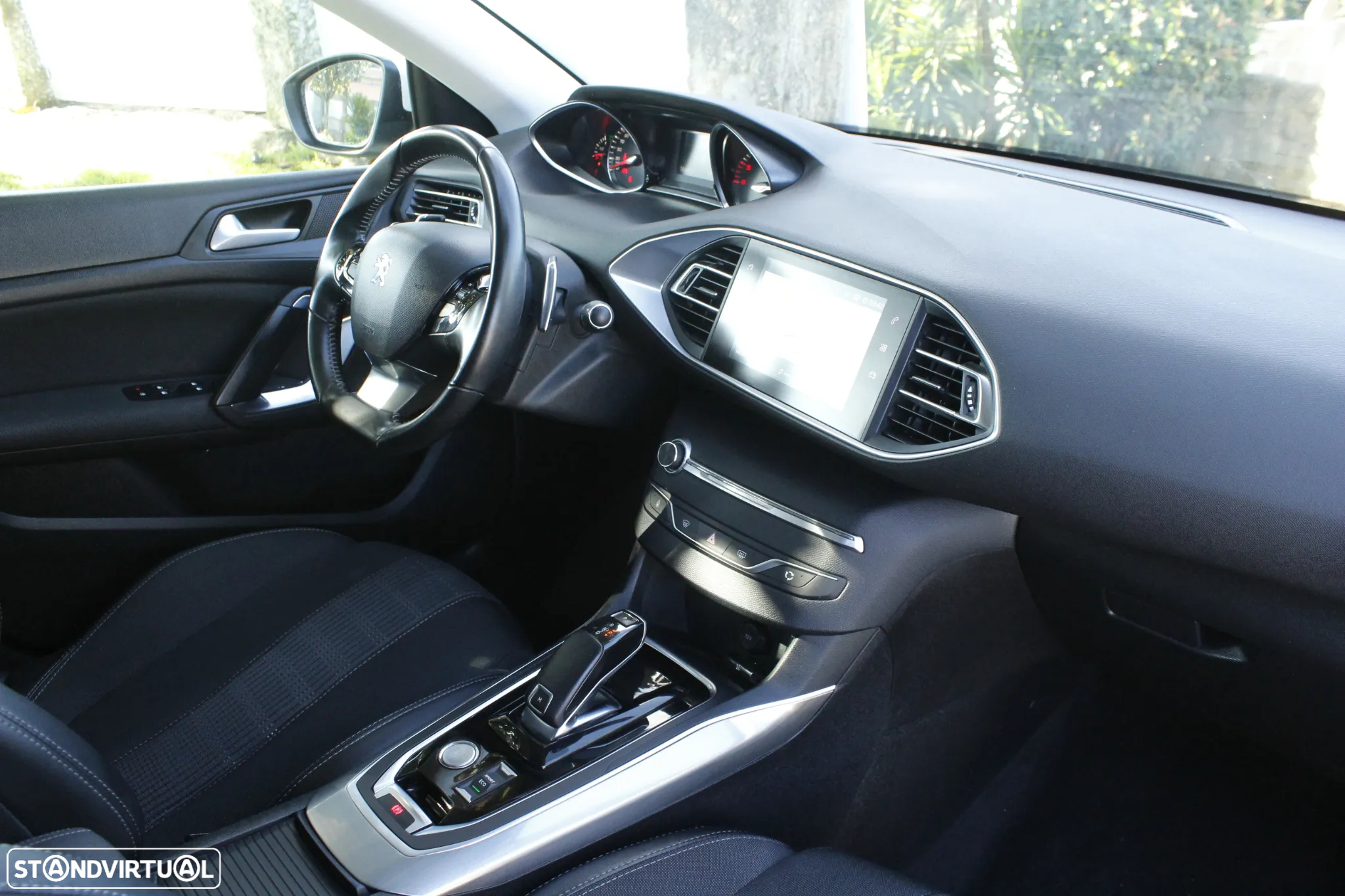 Peugeot 308 1.5 BlueHDi Allure Pack EAT8 - 21