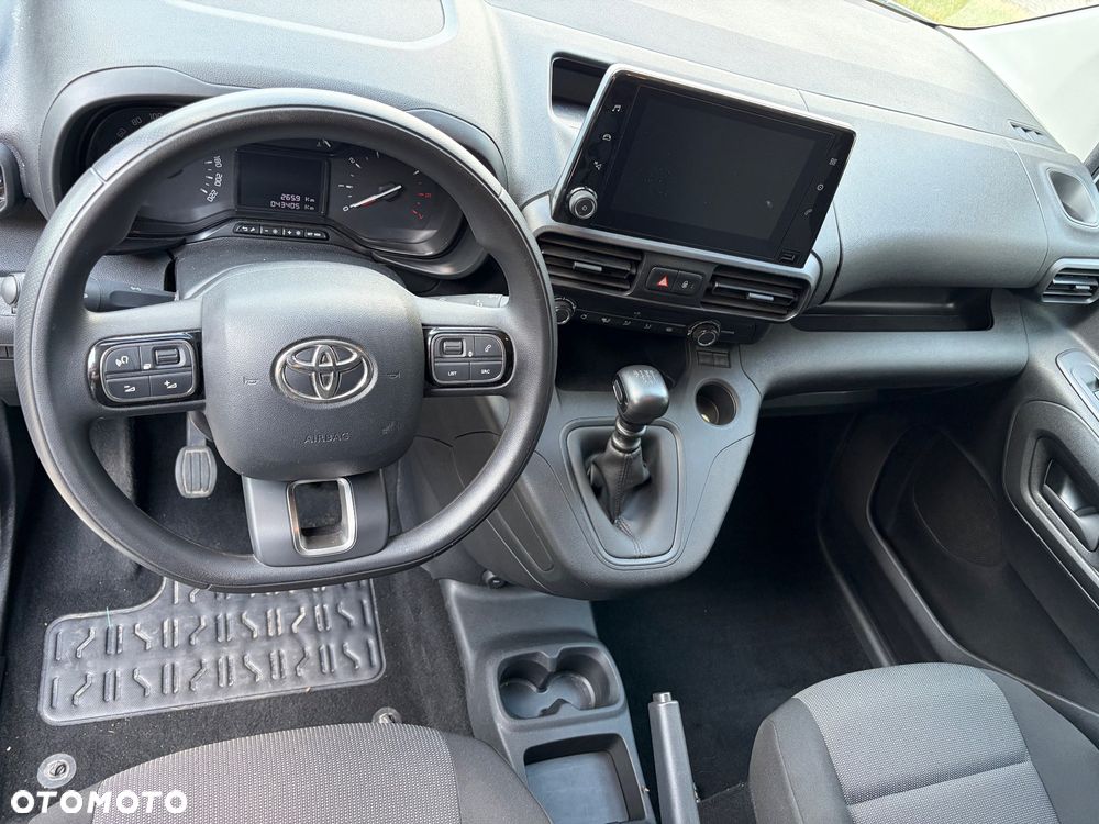 Toyota PROACE CITY - 24