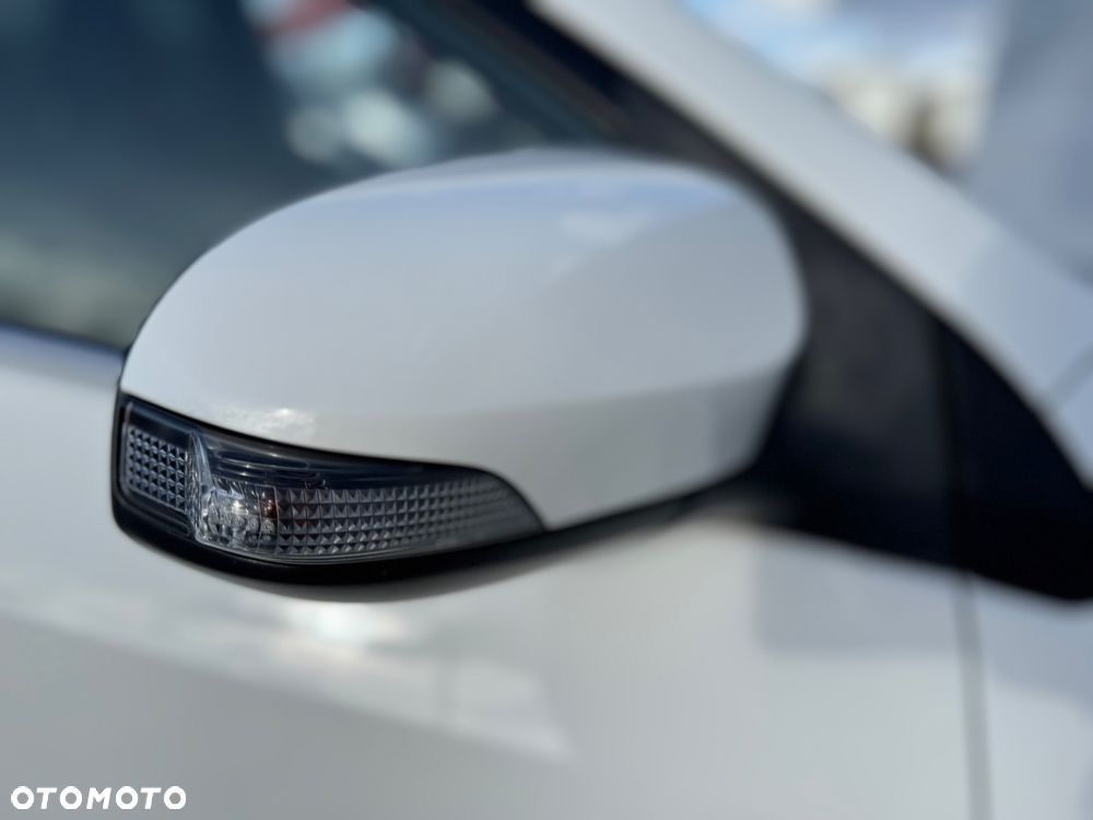 Toyota Corolla 1.4 D-4D Comfort - 11