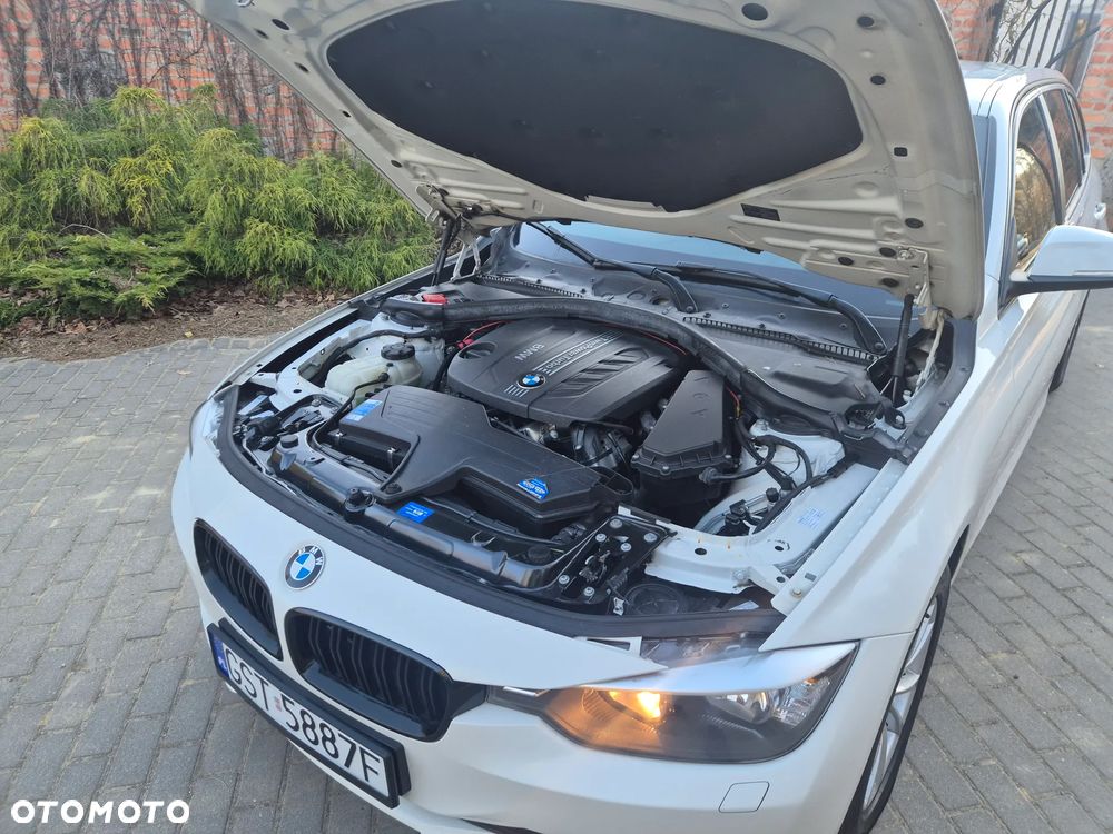BMW Seria 3 318d DPF Edition Lifestyle - 29