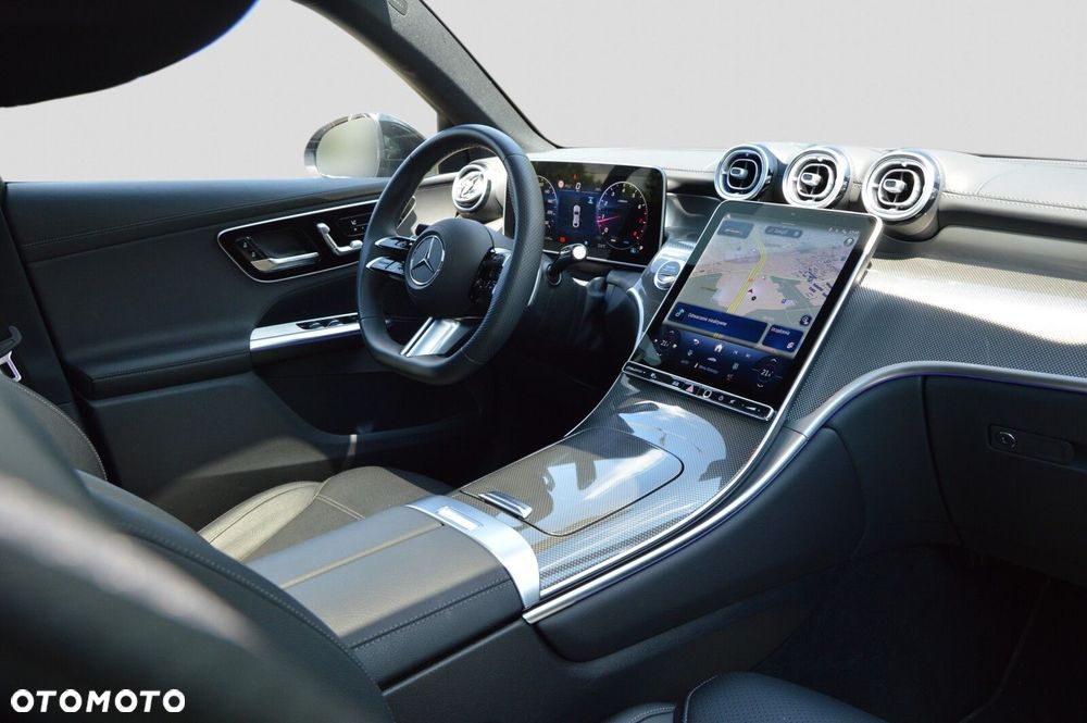 Mercedes-Benz GLC - 16
