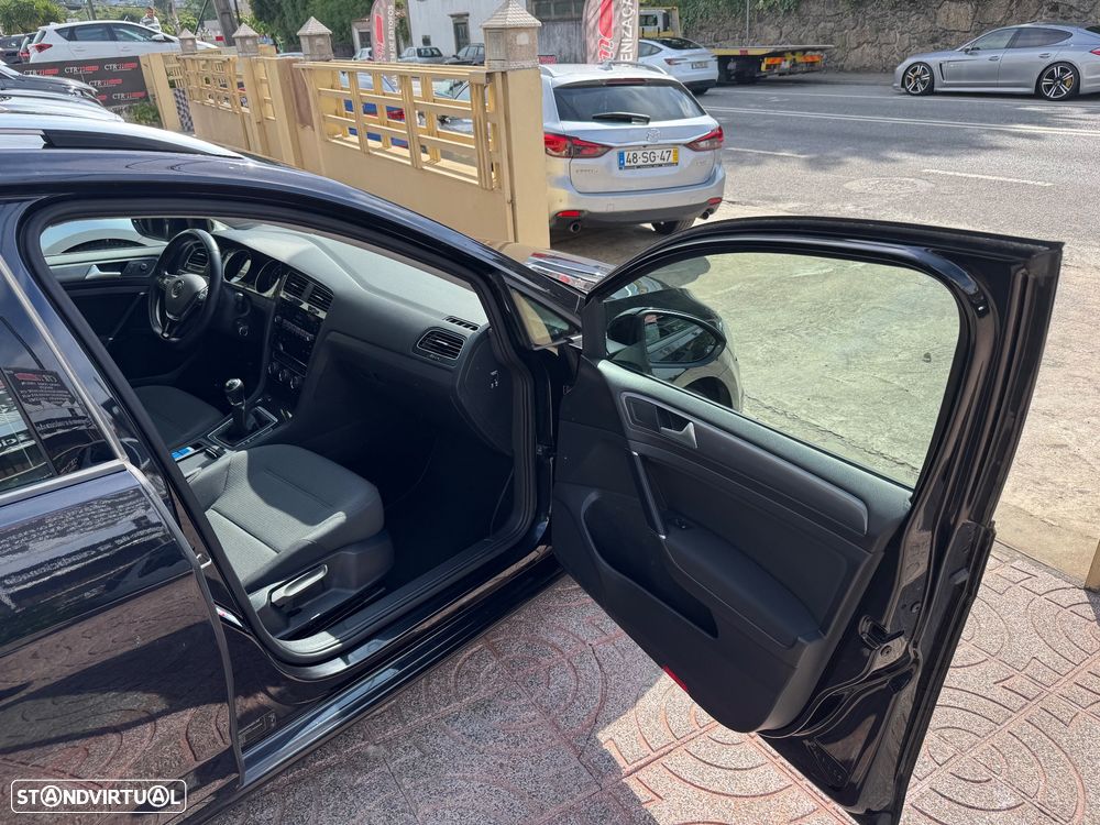 VW Golf Variant 1.6 TDi Confortline - 22