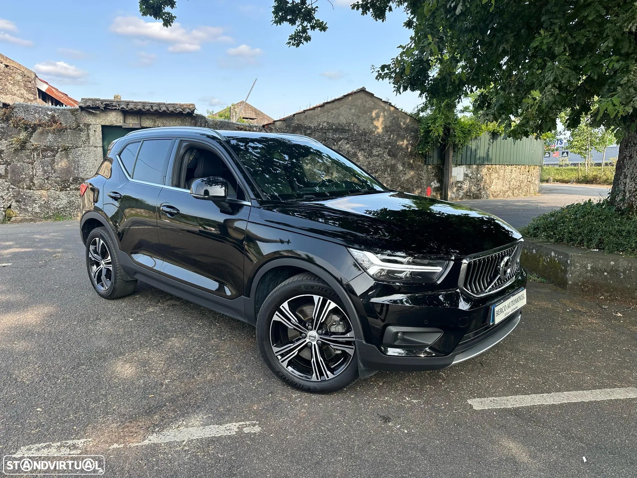 Volvo XC 40 1.5 T4 PHEV Plus Dark - 1